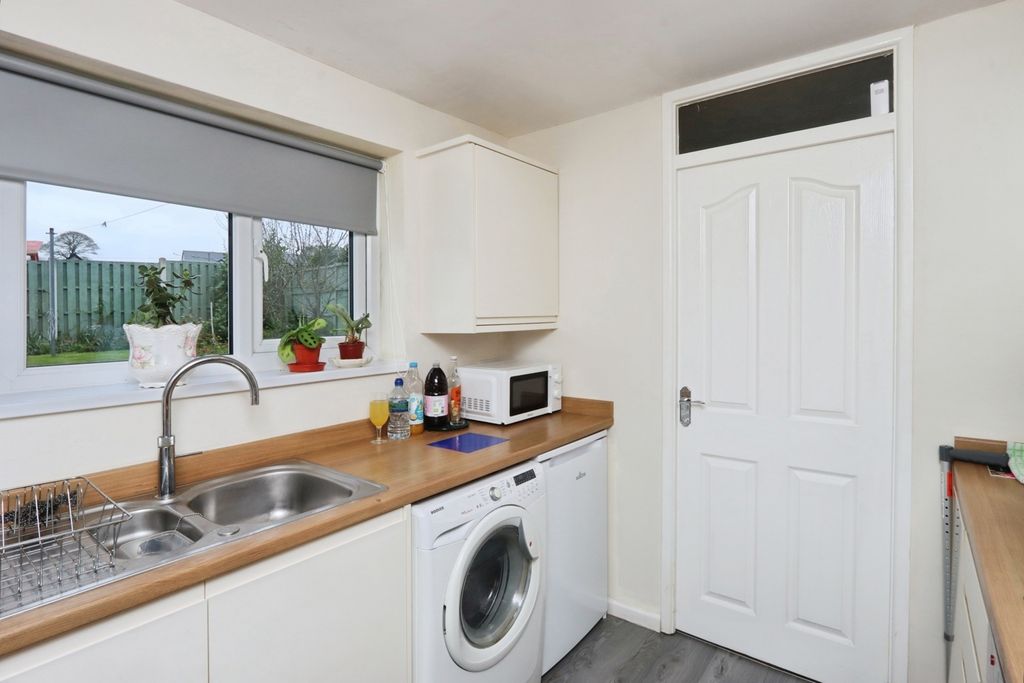Property photo 2 of 16 Pbox-Img.Jpg