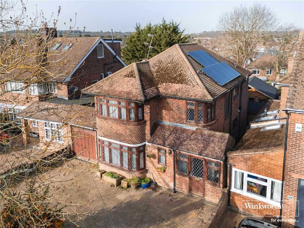 Property photo 1 of 27 Picture No. 34
