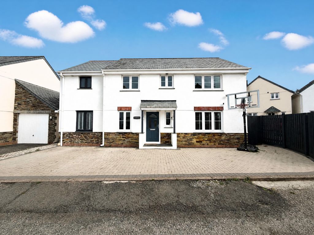 Property photo 1 of 23
