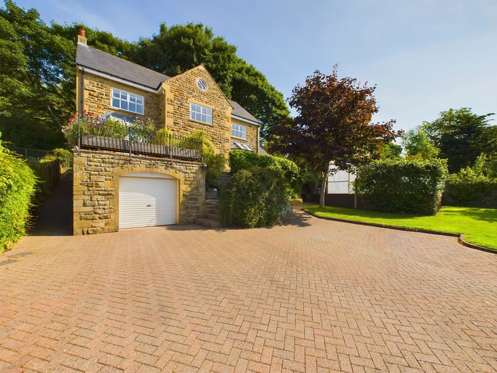 Property photo 1 of 71