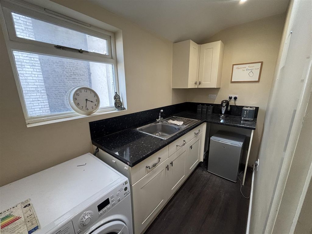 Property photo 3 of 10 20250815_113705467_Ios.Jpg