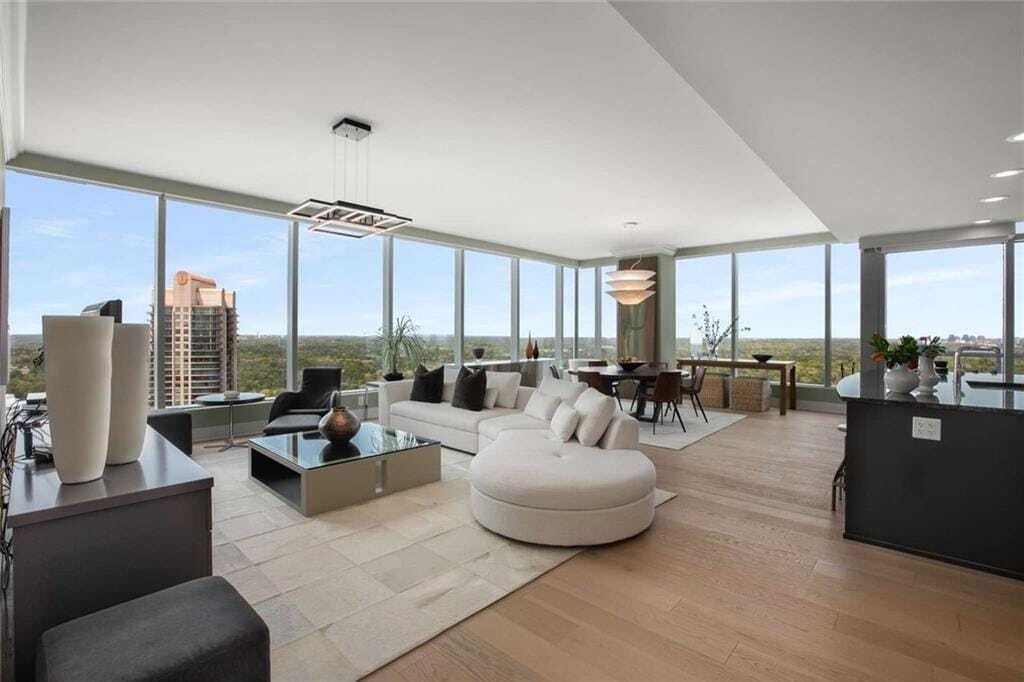 Property photo 1 of 31