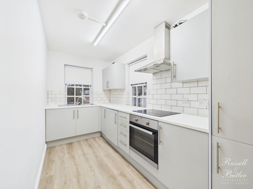 Property photo 2 of 9 Cam01995G0-Pr0398-Still005