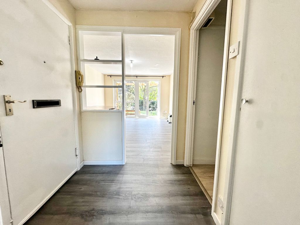 Property photo 3 of 11 Img_1110