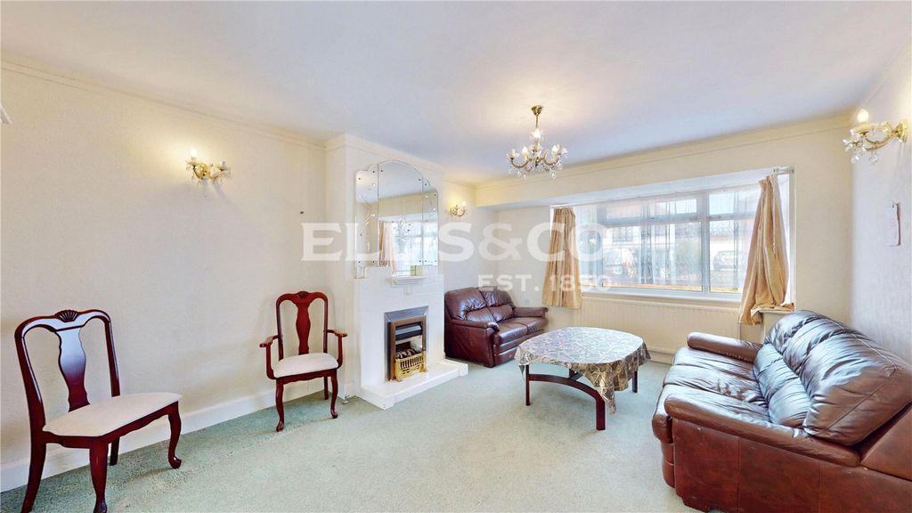 Property photo 2 of 15 Picture No. 20