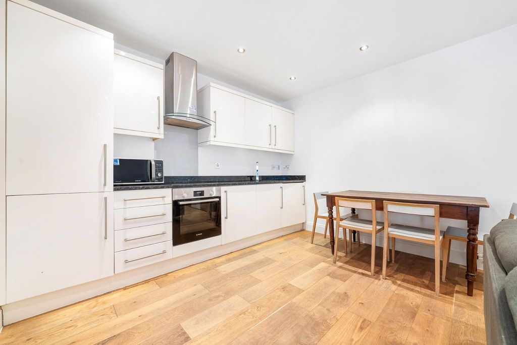 Property photo 3 of 14 Kitchen.Jpg