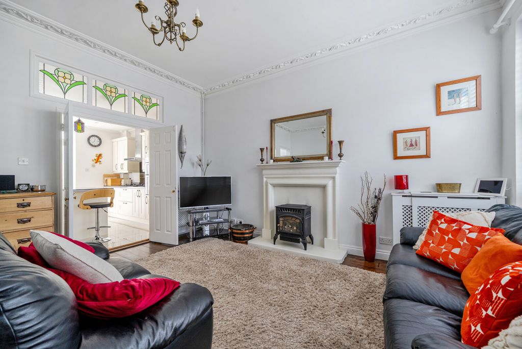Property photo 2 of 16 1335246-5-6895E7c...