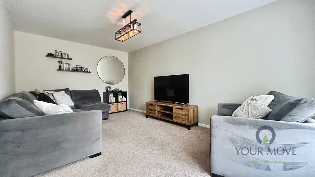 Property photo 3 of 17 Pbox-Img.Jpg