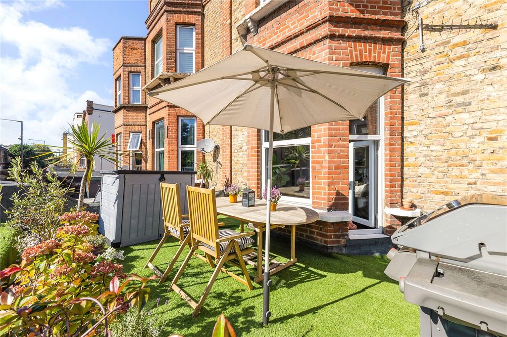 Property photo 1 of 13 West Hill