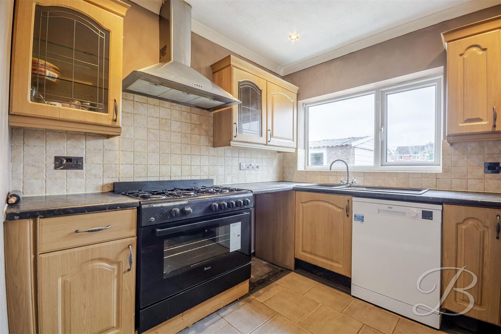 Property photo 2 of 48 Ccltd-12.Jpg