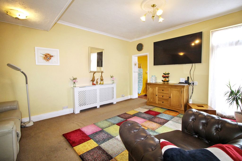Property photo 2 of 15