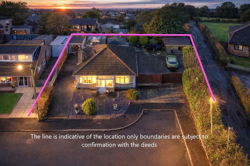 Property photo 1 of 32