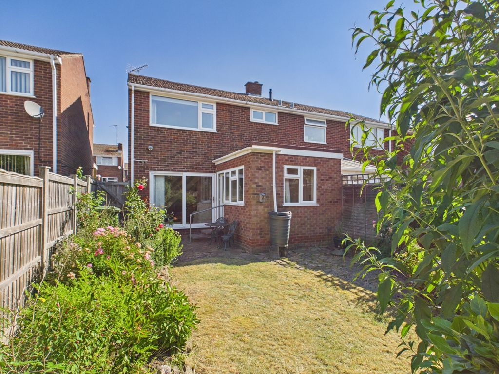 Property photo 1 of 15 Cam02366G0-Pr0177-Still015