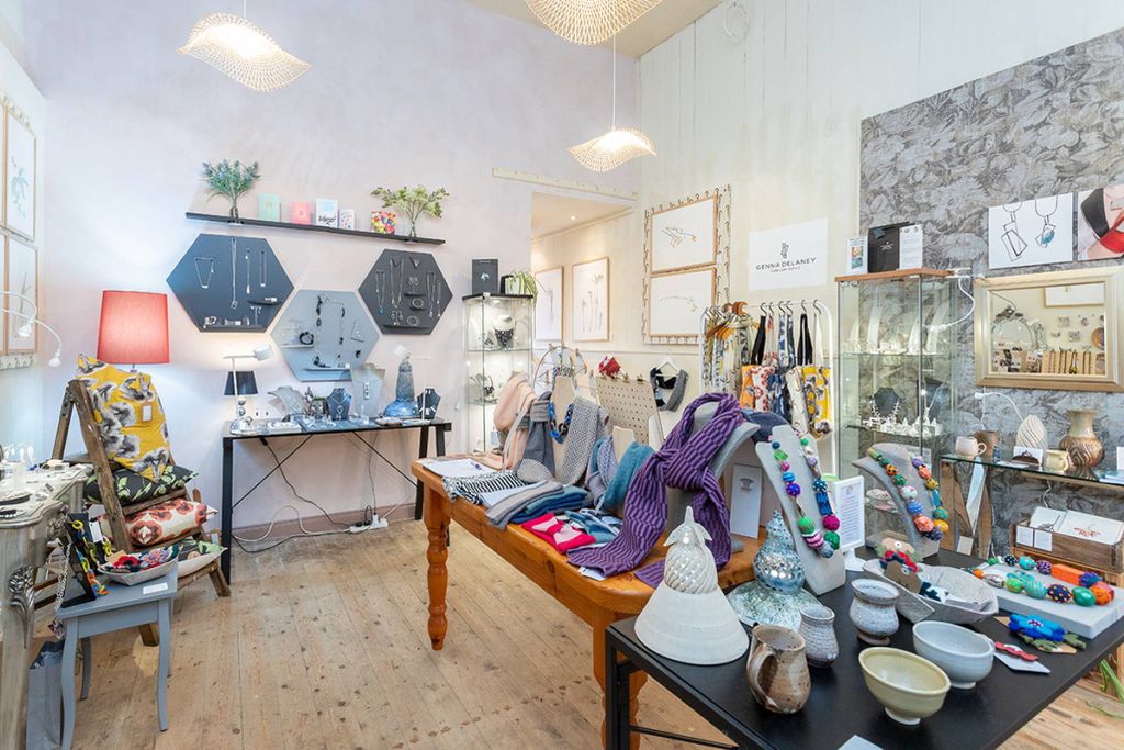 Property photo 2 of 11