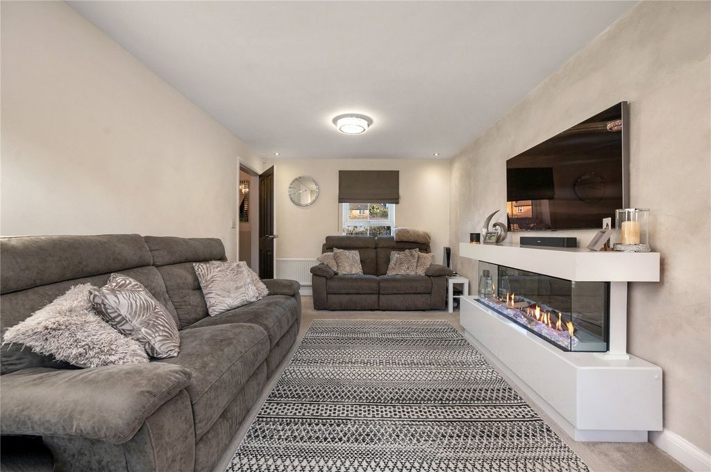 Property photo 3 of 22 Picture 3