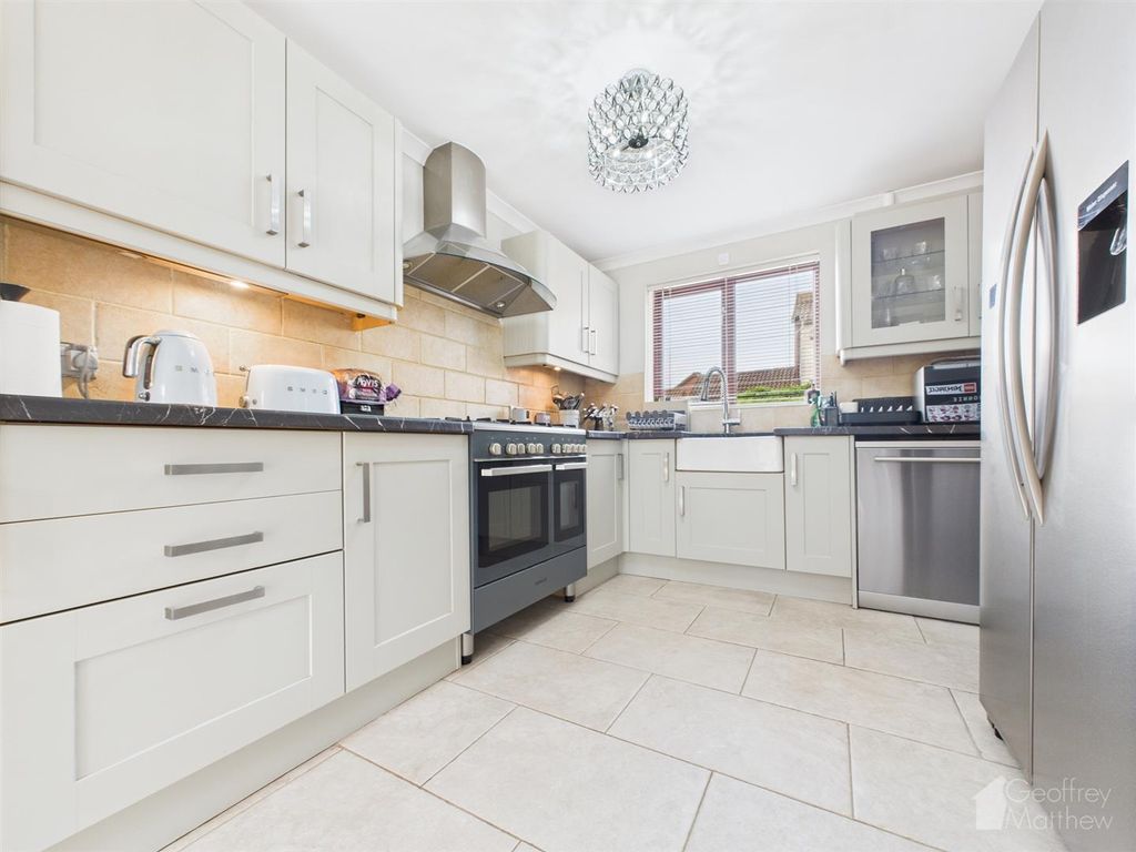 Property photo 3 of 31 Cam02365G0-Pr0339-Still021.Jpg