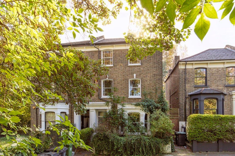 Property photo 3 of 23