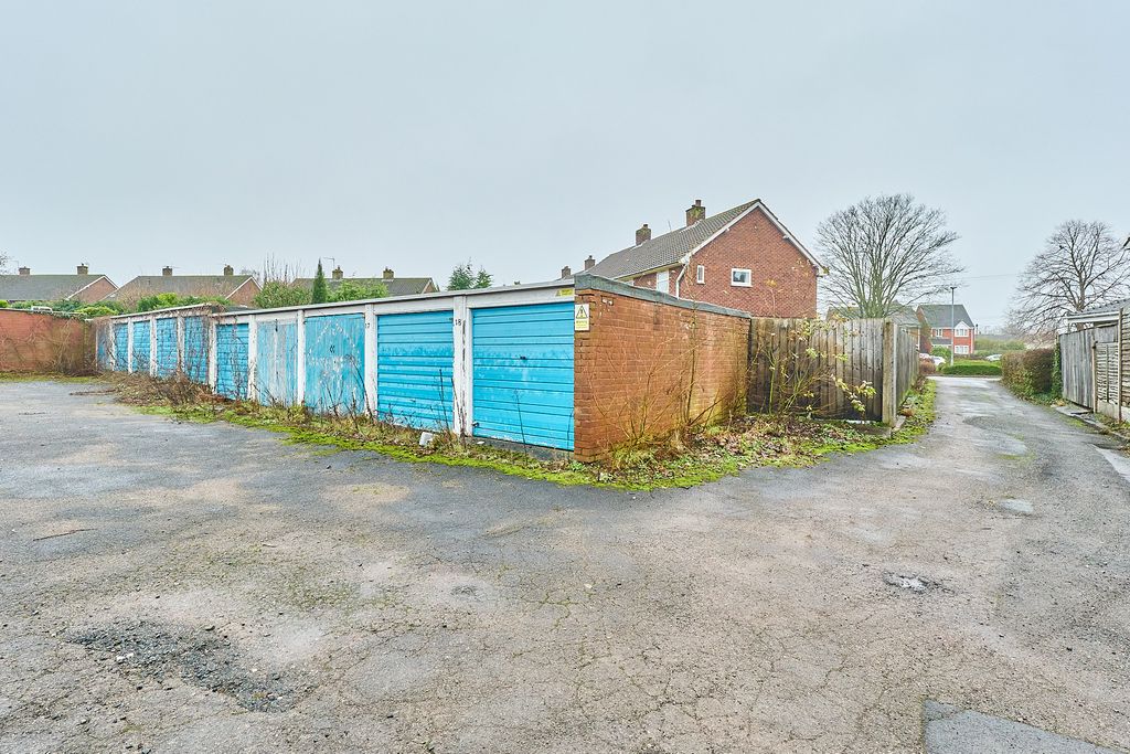 Property photo 2 of 3