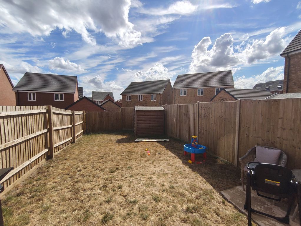 Property photo 3 of 5