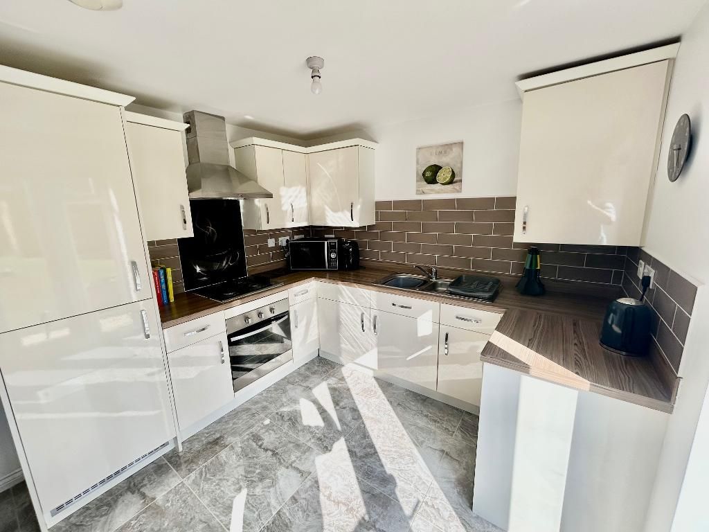 Property photo 3 of 13 Kitchen/Diner