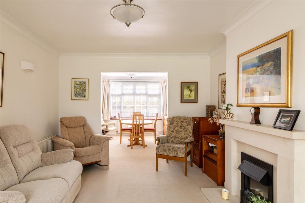 Property photo 2 of 24