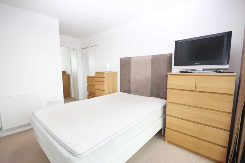 Property photo 3 of 6