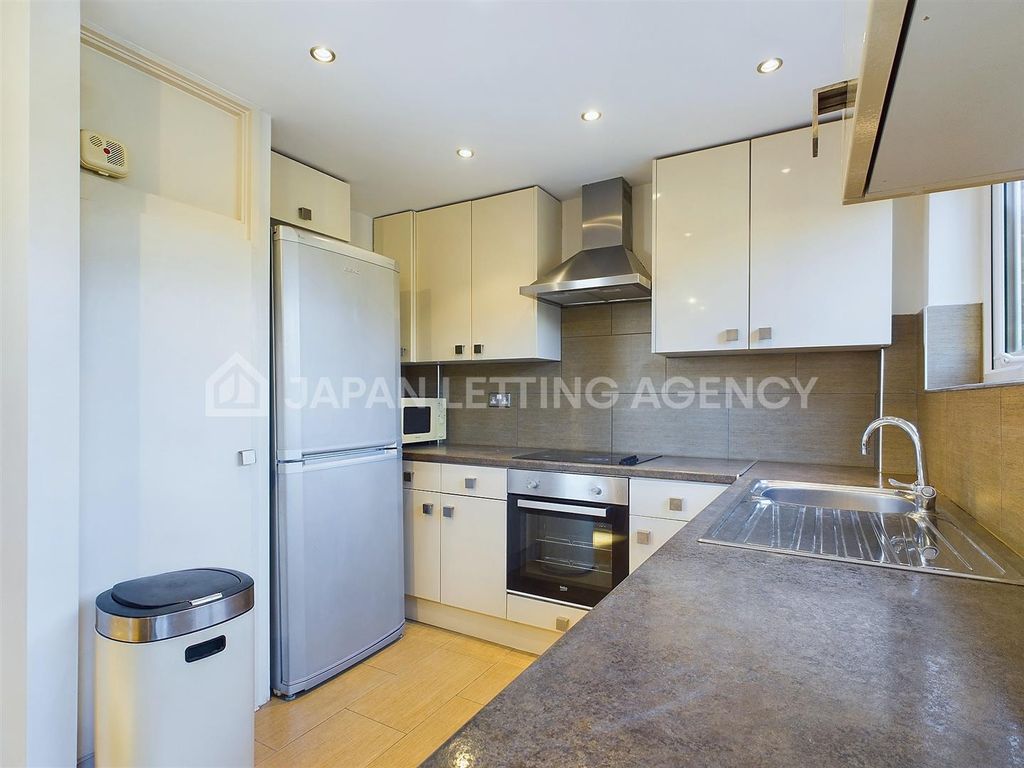 Property photo 1 of 20 Cam02206G0-Pr0039-Still001.Jpg