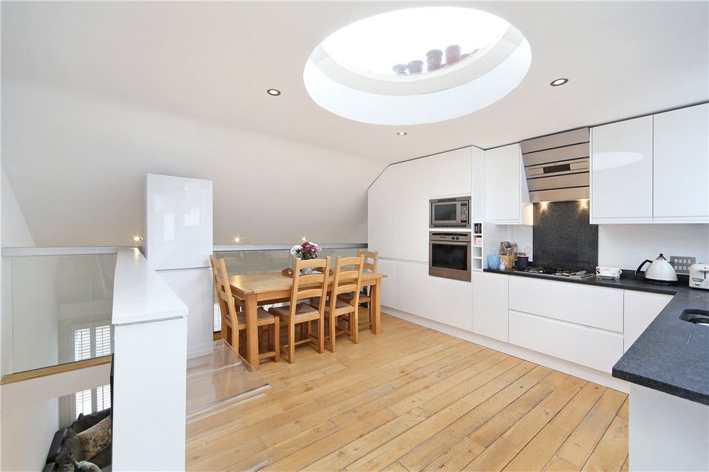 Property photo 2 of 7 Picture No. 07