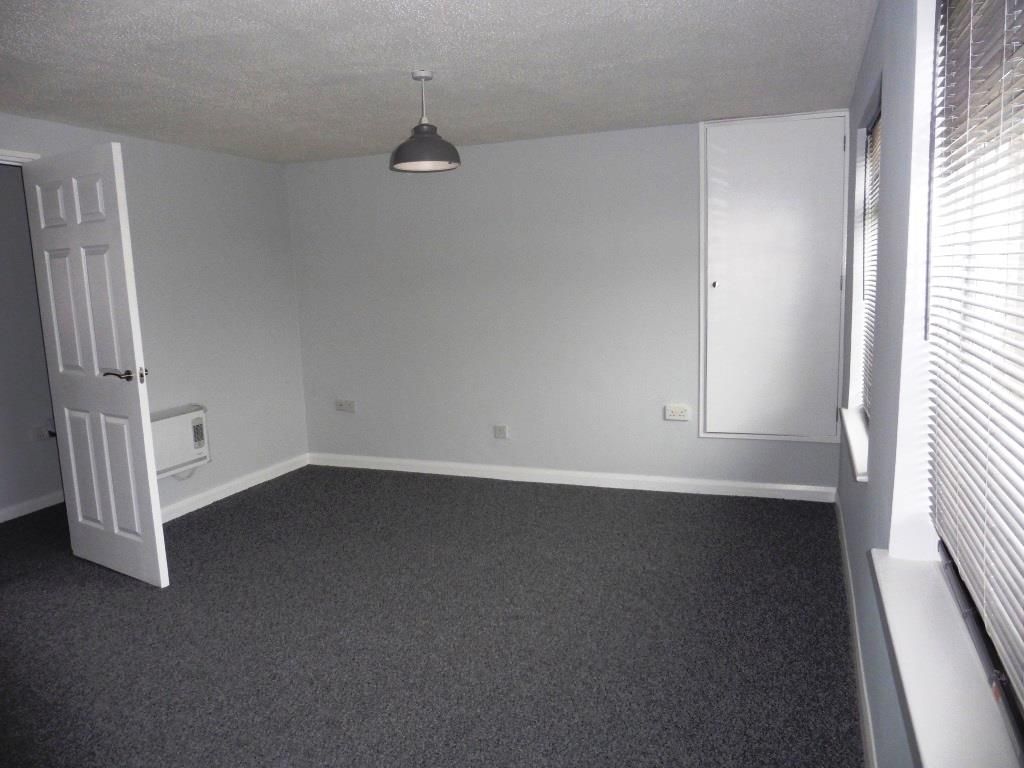 Property photo 2 of 8 Living Room