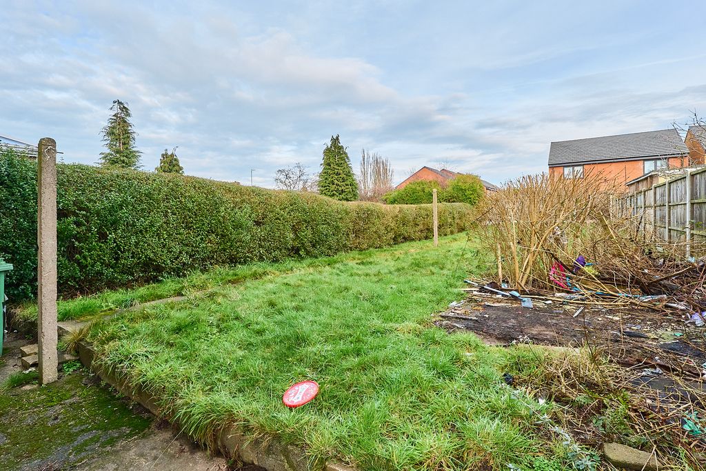 Property photo 3 of 12