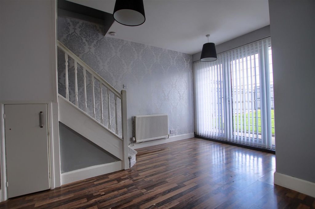 Property photo 2 of 9 Dw3.Jpg