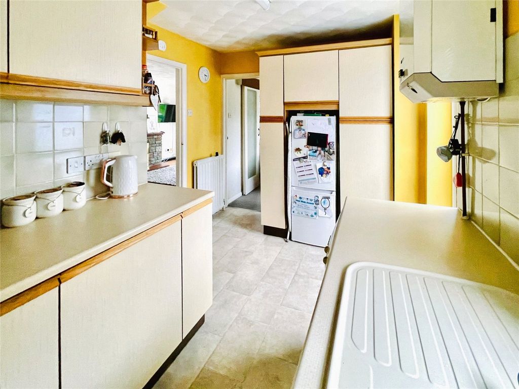 Property photo 3 of 15 Picture No. 21