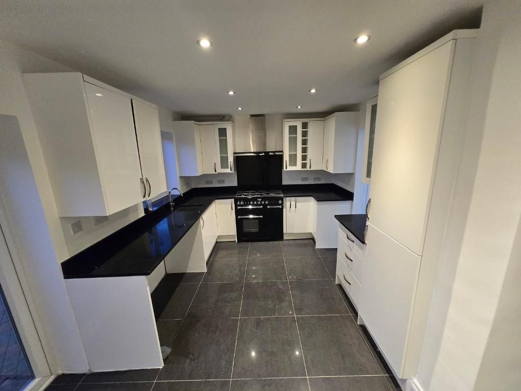 Property photo 2 of 6 Photo 2