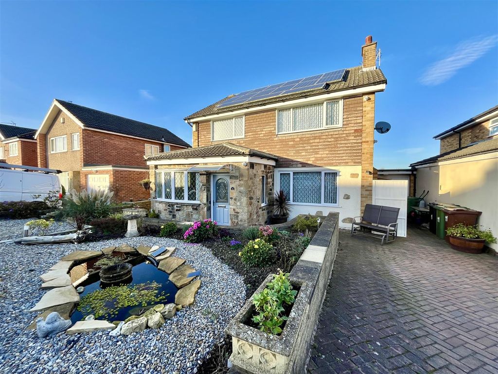 Property photo 1 of 24