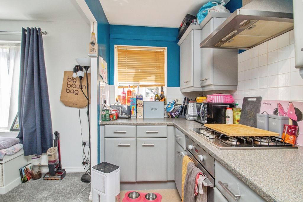 Property photo 3 of 14 Pbox-Img.Jpg