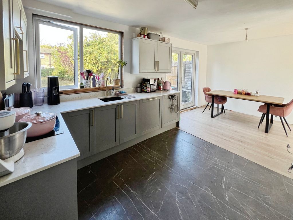 Property photo 2 of 11 Img_6860