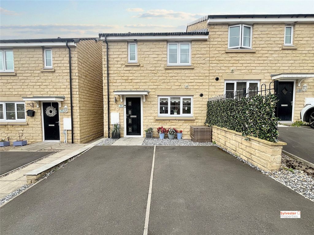 Property photo 1 of 24 Picture No. 11