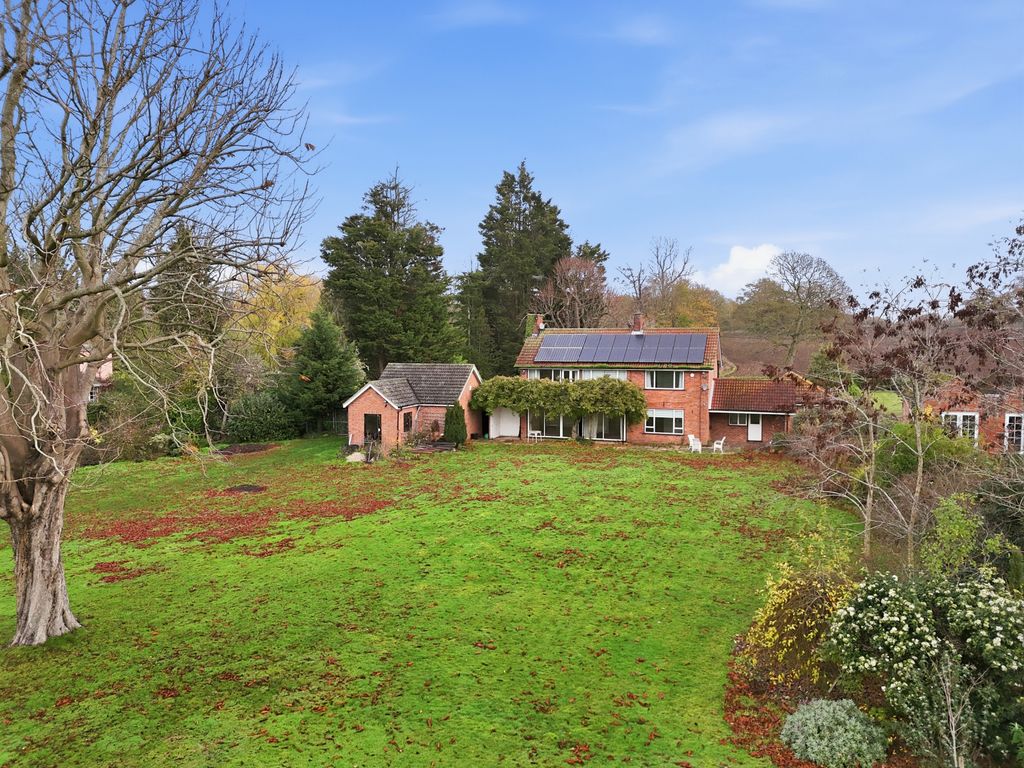 Property photo 3 of 32 Picture No. 07