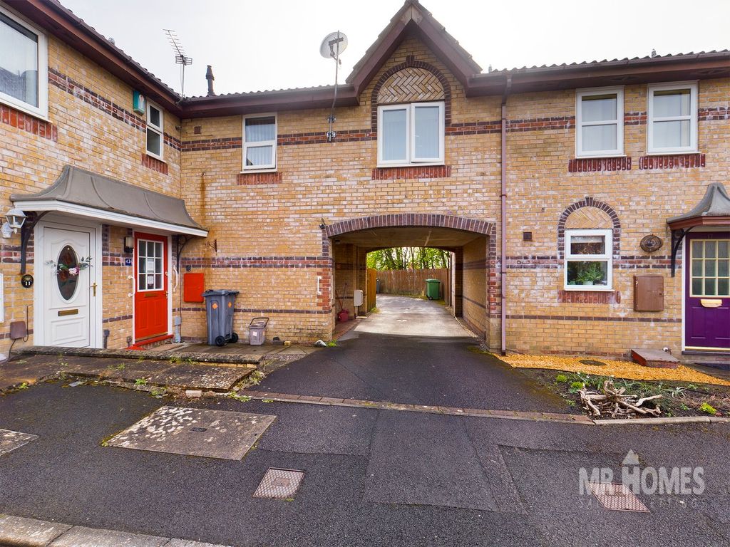 Property photo 1 of 18