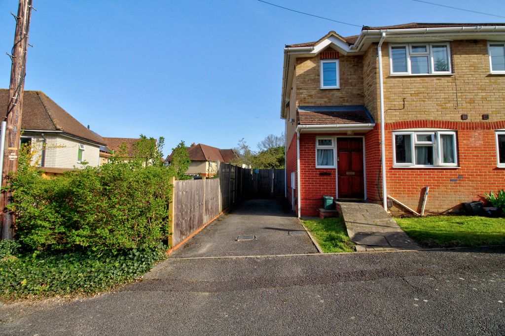 Property photo 3 of 16 Photo #3