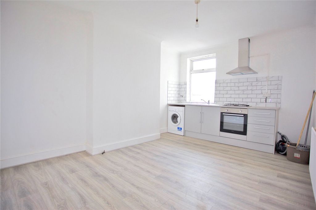 Property photo 1 of 8 Living/Dining