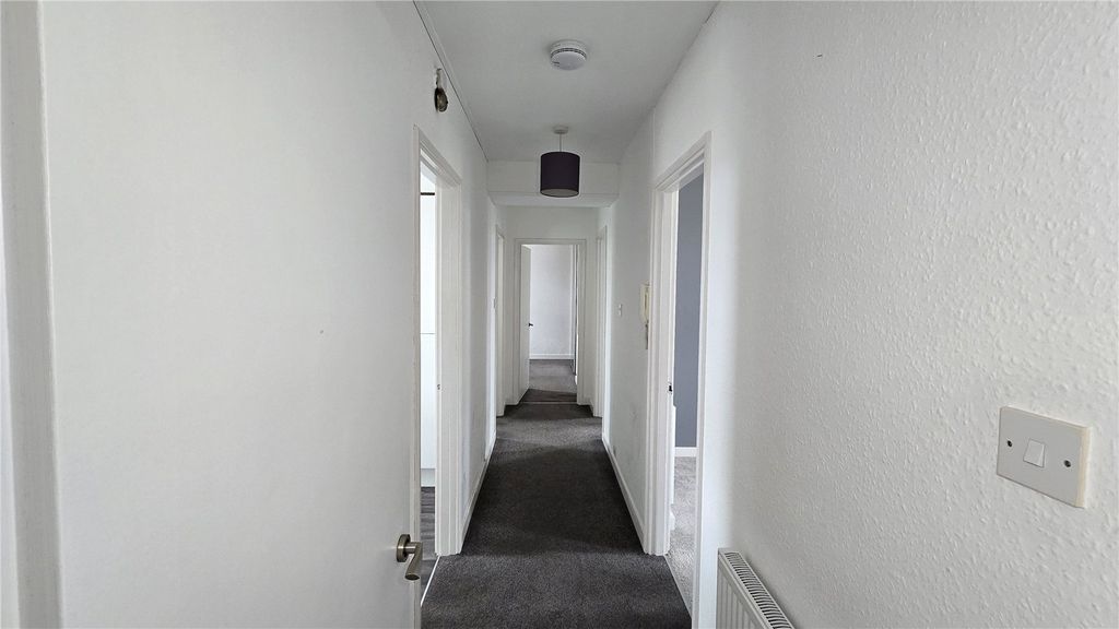 Property photo 3 of 16 Picture No. 04