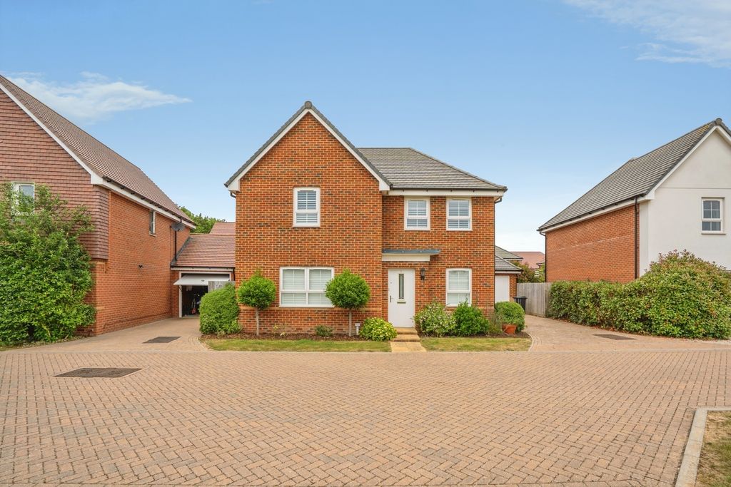 Property photo 1 of 18 Pbox-Img.Jpg