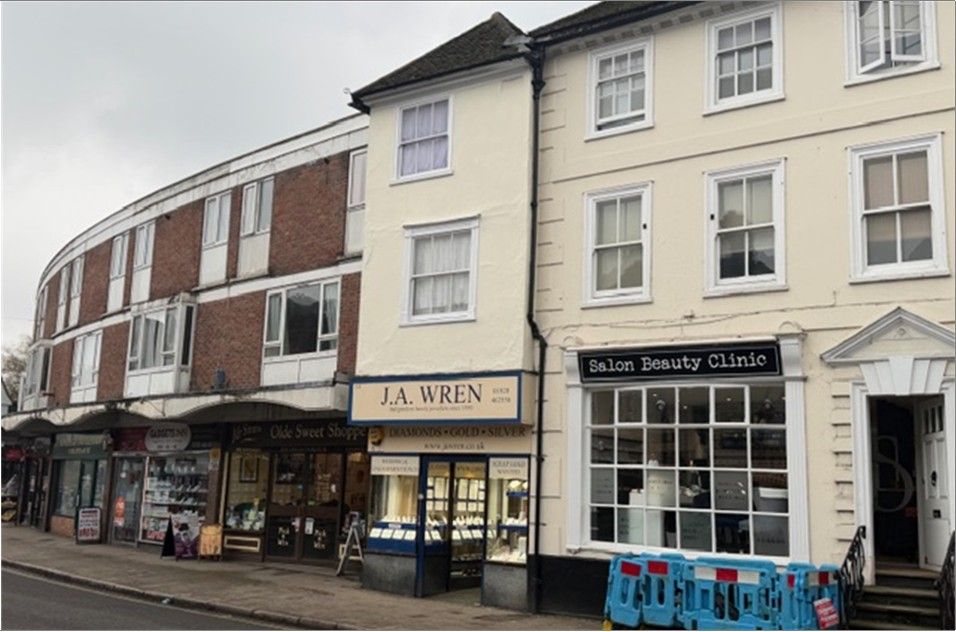 Property photo 1 of 4