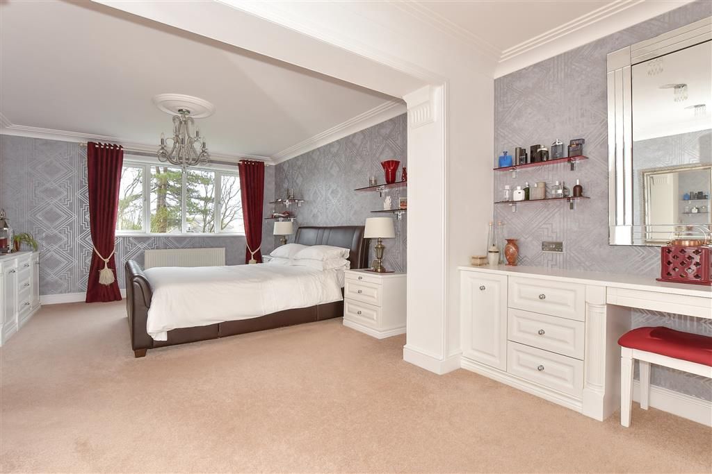 Property photo 3 of 15 Bedroom 1