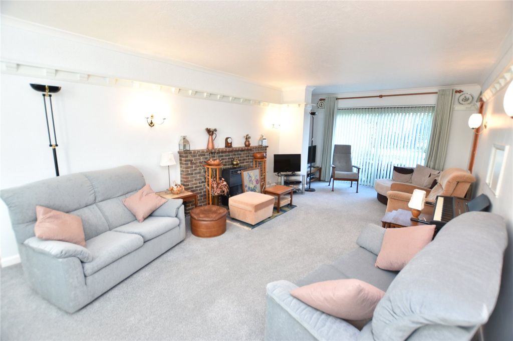 Property photo 2 of 21 Picture No. 06