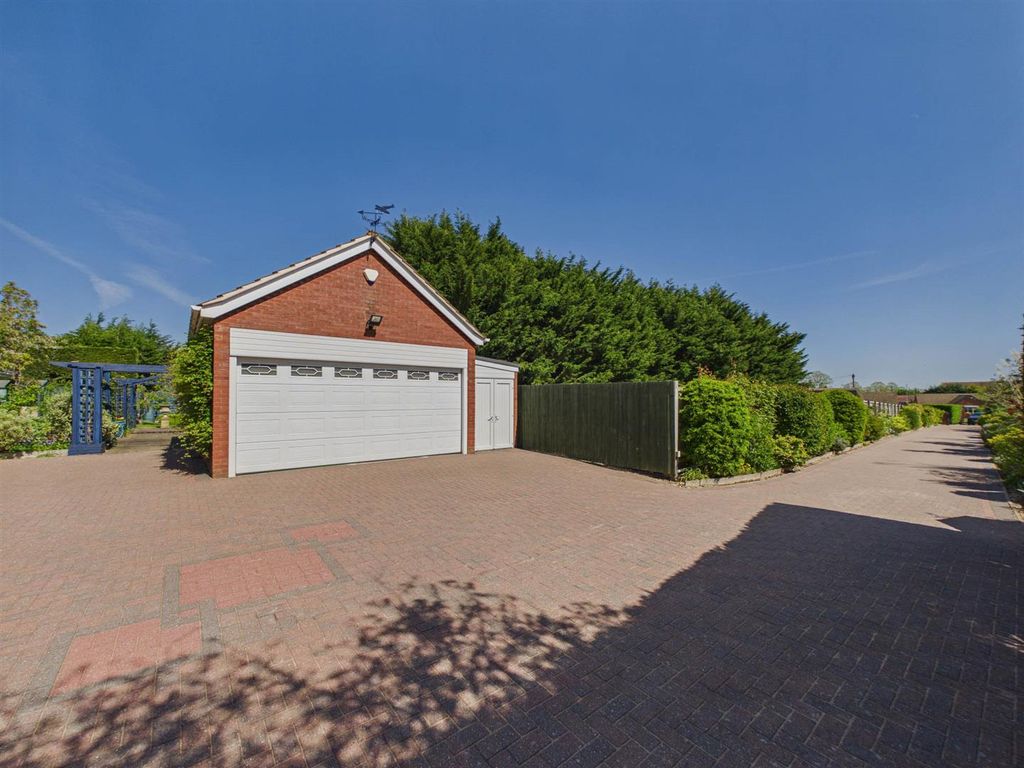 Additional image 31 of 5 bed detached house for saleRhydd Close, Barnards Green, Malvern WR14