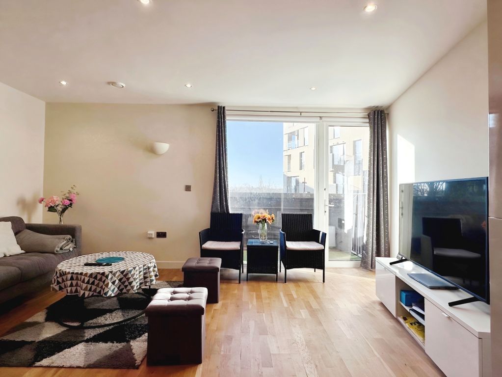 Property photo 2 of 8 Image