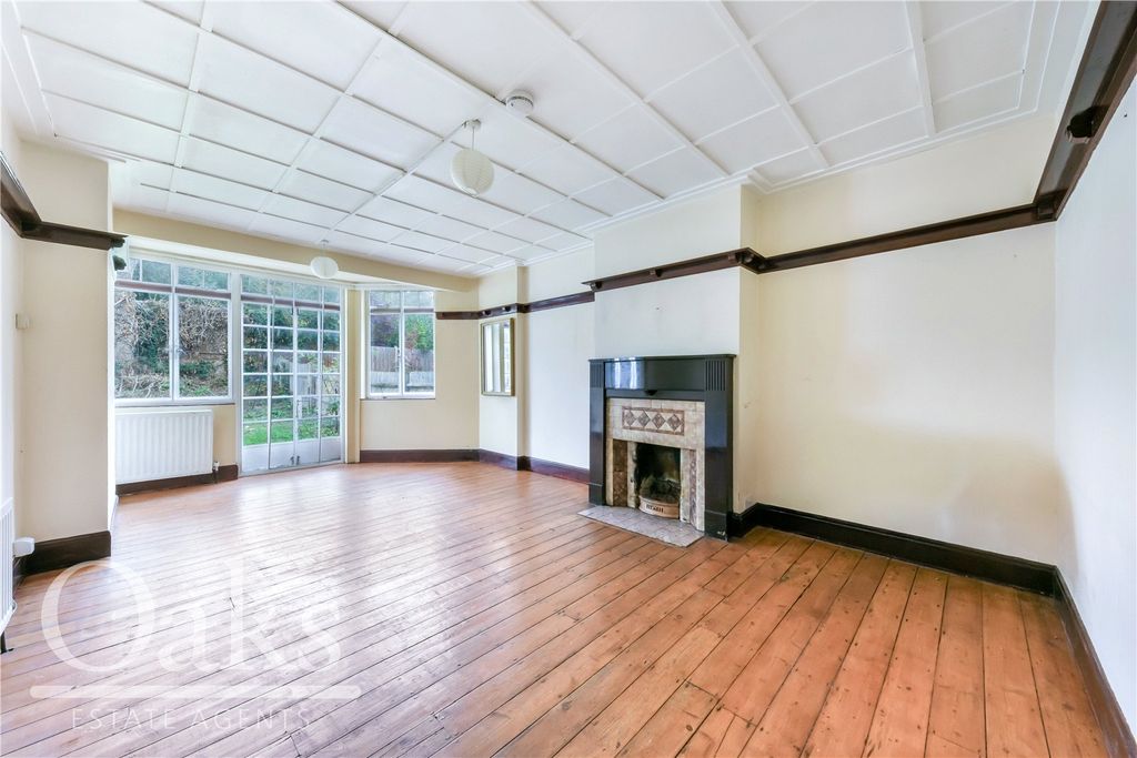 Property photo 3 of 12 Picture No. 11