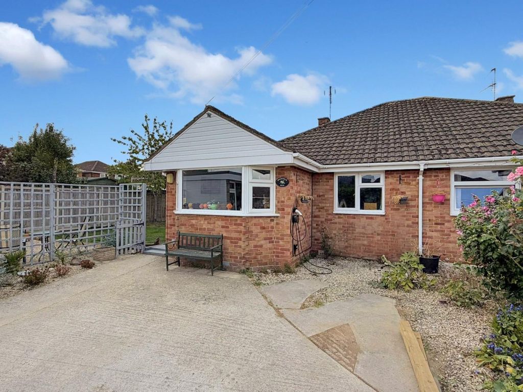 Property photo 1 of 18 Ext Front.Jpg